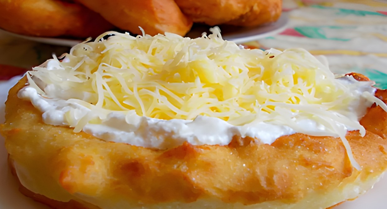 A Legjobb joghurtos lángos: Hagyományos Magyar Recept